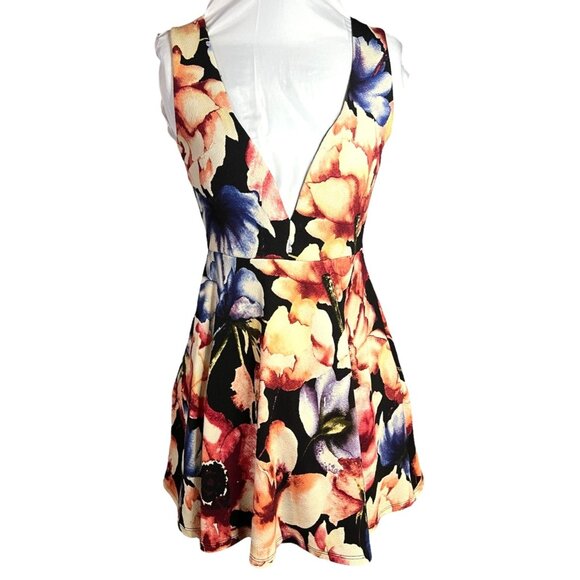 Forever 21 Dresses & Skirts - Forever 21 Womens Floral Sleeveless V-Neck Fit & Flare Dress Medium Multicolor
